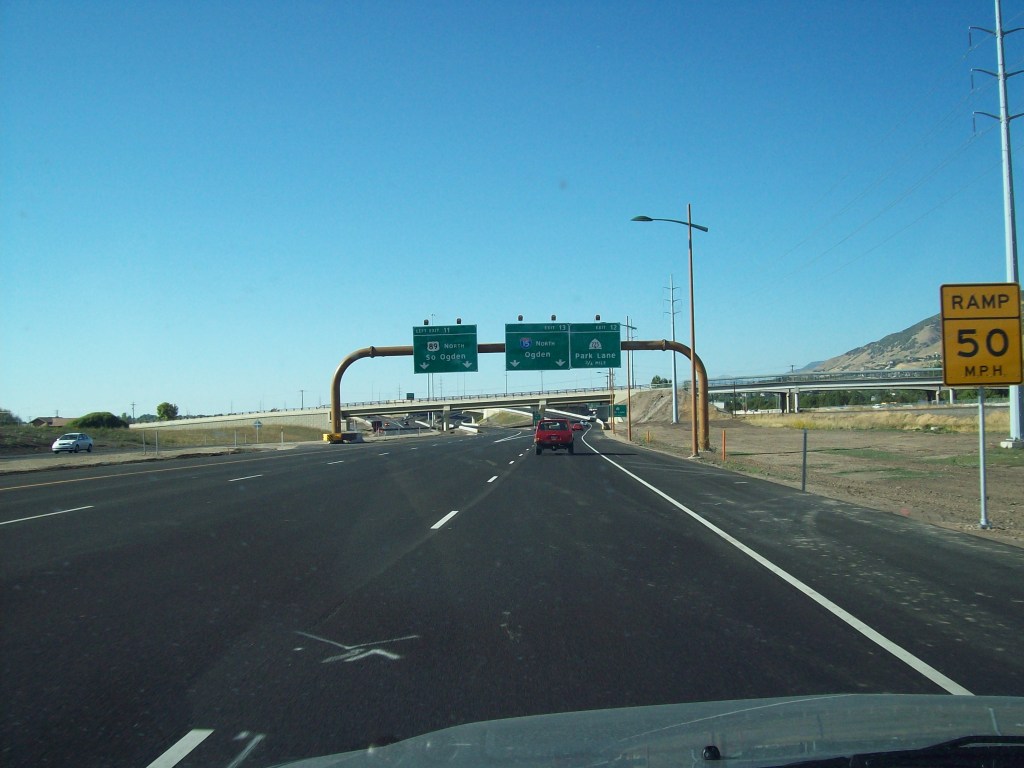 Northbound approaching northern terminus with US-89/I-15 interchange